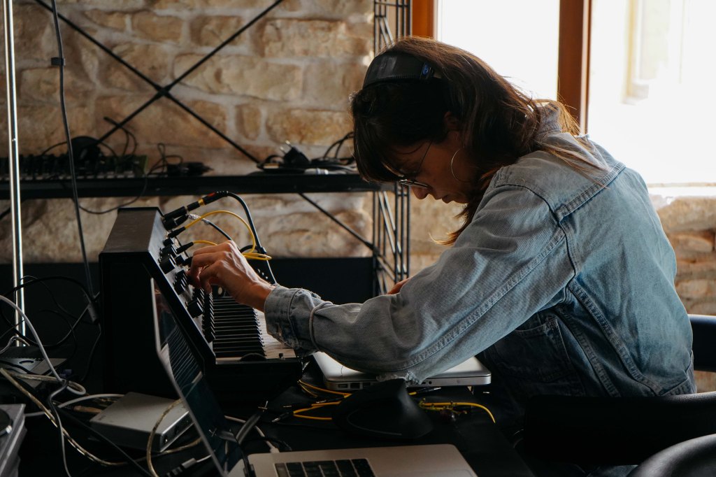 LISTEN: ‘World Treasures Selectors’ new mix – EXTRA MUROS ITALY (productions by Benoit B, Dena, Dona, Eva Geist and Jolly&nbsp;Mare)